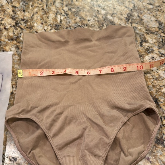 High Waisted Shaper Panty size M-L - Picture 6 of 7